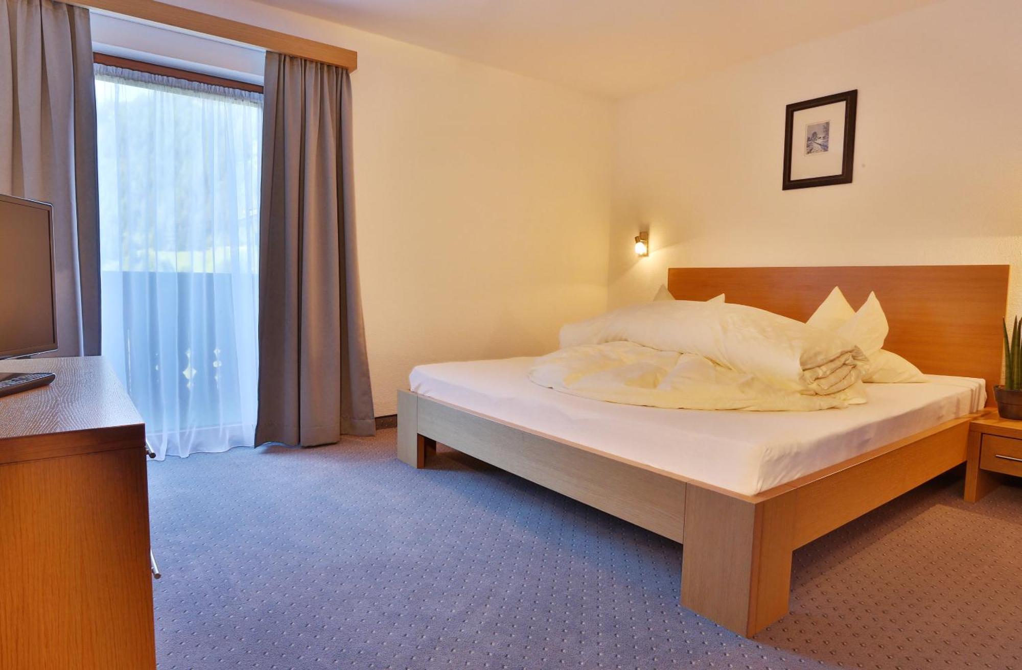 Apartmenthaus Joerg Serfaus Rom bilde