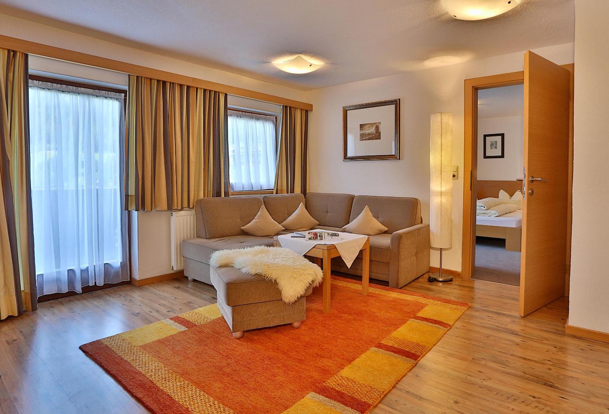 Apartmenthaus Joerg Serfaus Rom bilde